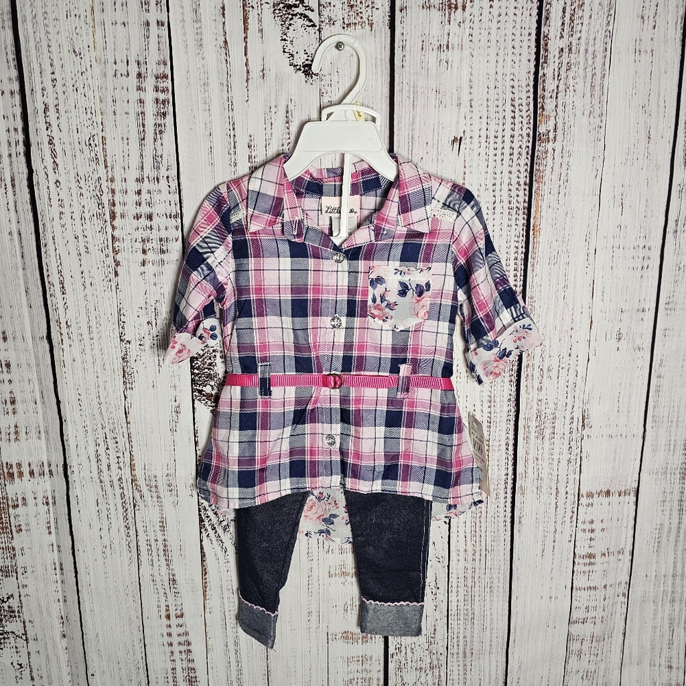 NWT 2- piece set 18 months pink blue and white. Little lass